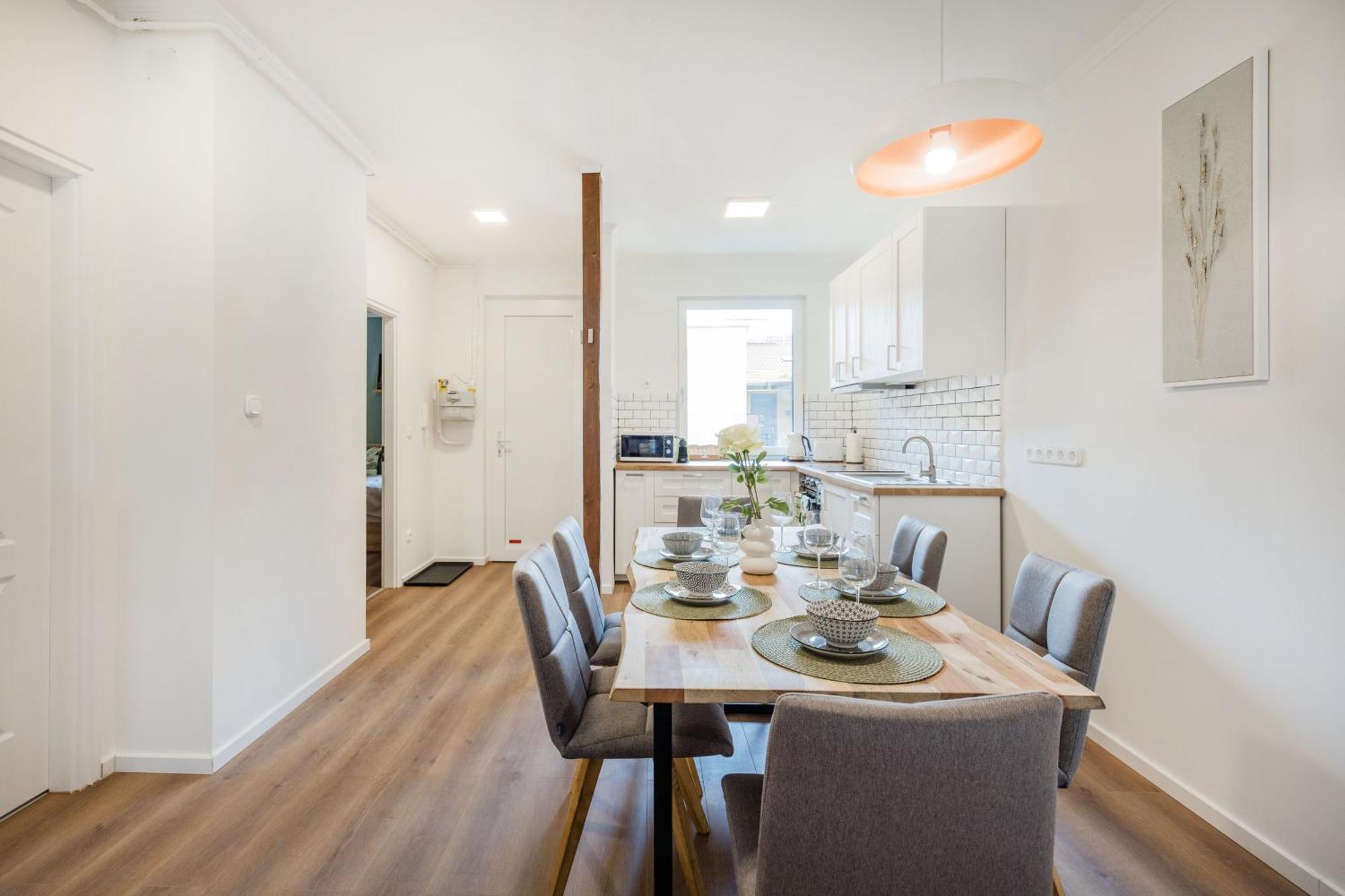 D26 Luxury Suites Budapest Esterno foto